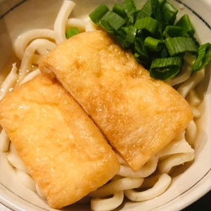 いなりあげで♪甘いお揚げの簡単きつねうどん♡